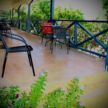 Matildas End Holiday Units Karumba Εξωτερικό φωτογραφία